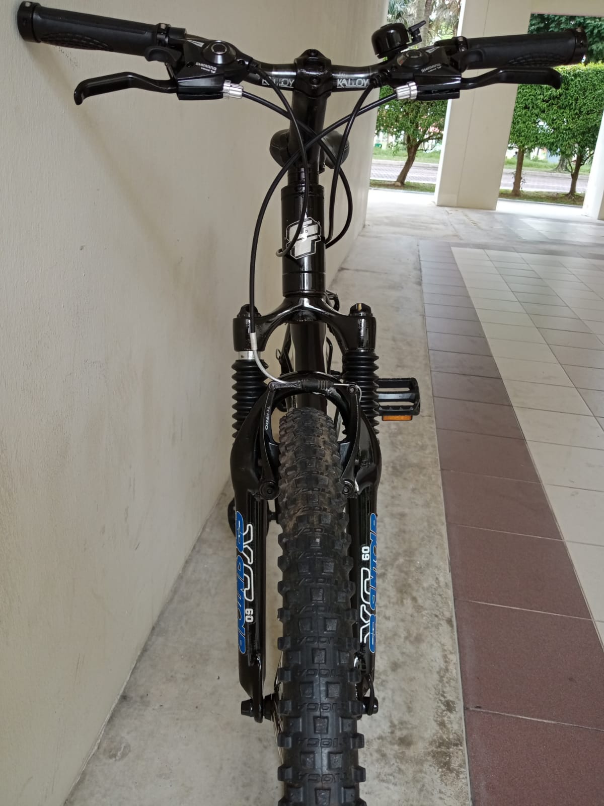 Gt avalanche 3.0 online hardtail